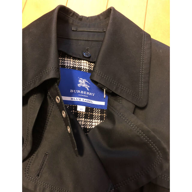 BURBERRY BLUE LABEL(バーバリーブルーレーベル)のBurberry BLUE label トレンチコート レディースのジャケット/アウター(トレンチコート)の商品写真