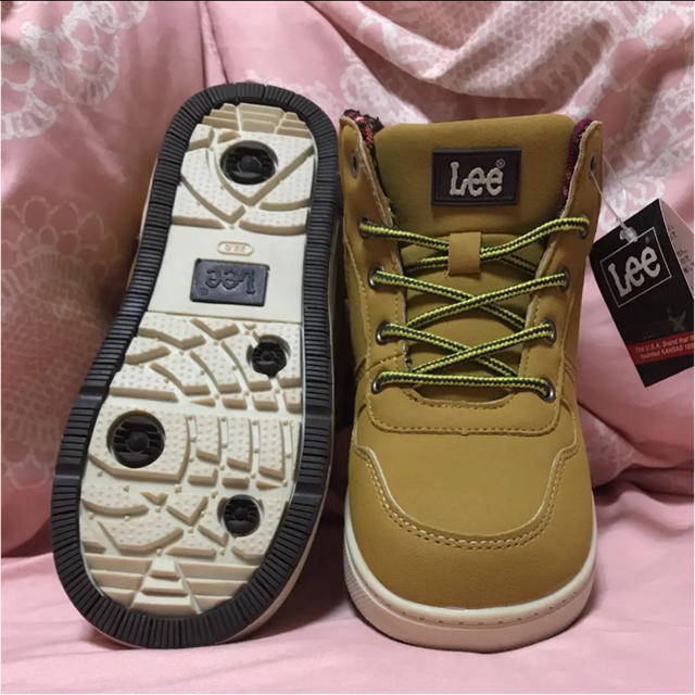 Lee(リー)の新品のLeeの靴 キッズ/ベビー/マタニティのキッズ靴/シューズ(15cm~)(スニーカー)の商品写真