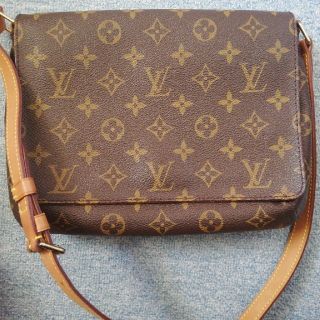 ルイヴィトン(LOUIS VUITTON)のLOUIS VUITTON

ショルダー バック 鞄(ショルダーバッグ)