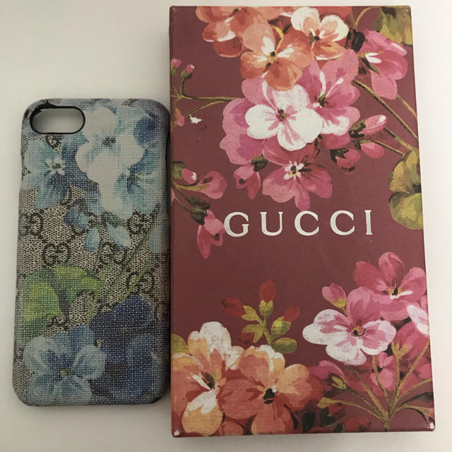 Gucci(グッチ)のiPhone7 レディースのファッション小物(その他)の商品写真