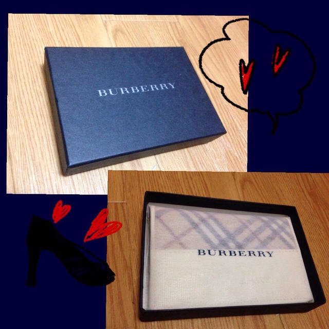 BURBERRY(バーバリー)のバーバリー 定期入れ レディースのファッション小物(名刺入れ/定期入れ)の商品写真