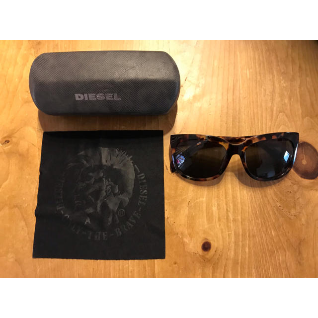 DIESEL(ディーゼル)のDiesel サングラス レディースのファッション小物(サングラス/メガネ)の商品写真