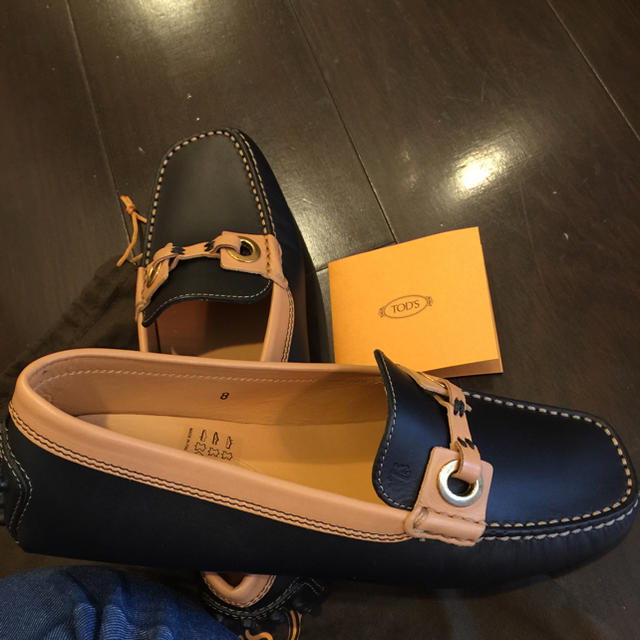 TOD'S(トッズ)のTOD'S  レディースドライビングシューズ レディースの靴/シューズ(ローファー/革靴)の商品写真