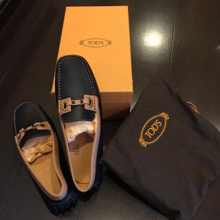 トッズ(TOD'S)のTOD'S  レディースドライビングシューズ(ローファー/革靴)