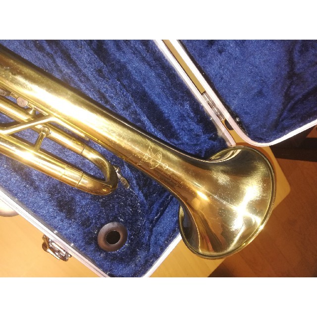 【ぷーか様ご予約】トランペット（マウスピース、バルブオイル付）ビッグバンド 楽器の管楽器(トランペット)の商品写真