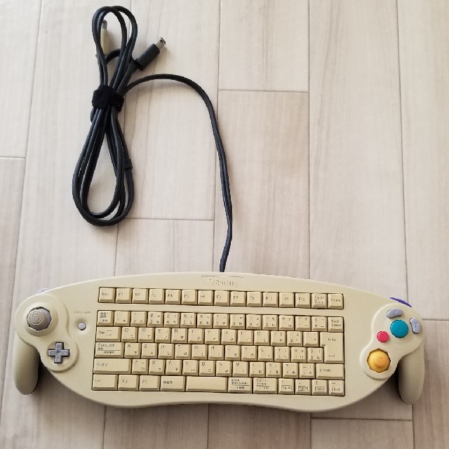 ニンテンドーゲームキューブ(ニンテンドーゲームキューブ)のGC キーボードコントローラー　キボコン エンタメ/ホビーのゲームソフト/ゲーム機本体(その他)の商品写真