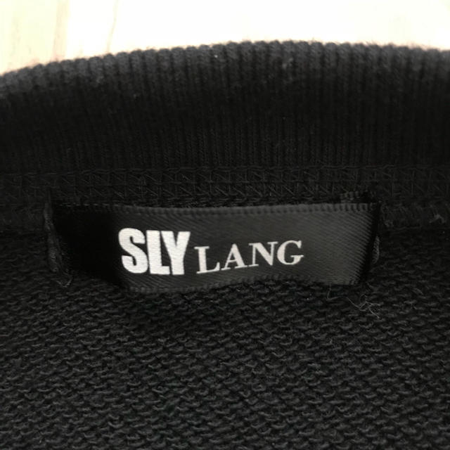 SLY LANG(スライラング)のSLY LANG トレーナー 薄手 レディースのトップス(トレーナー/スウェット)の商品写真