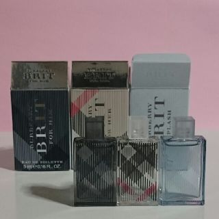 バーバリー(BURBERRY)の♥BURBERRY  ミニ香水 3点セット♥(香水(女性用))