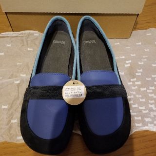 カンペール(CAMPER)の専用CAMPER美品 right ninaフラットシューズ37(スリッポン/モカシン)