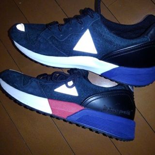 ルコックスポルティフ(le coq sportif)のルコックレディースシューズと本のセット(スニーカー)