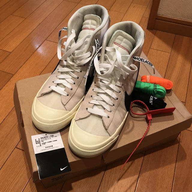 OFF-WHITE(オフホワイト)のTHETEN off-white nike blazer mid  メンズの靴/シューズ(スニーカー)の商品写真