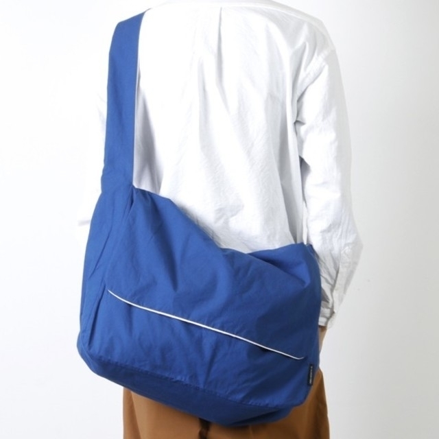 YAECA(ヤエカ)のイール サクラカバン M レディースのバッグ(ショルダーバッグ)の商品写真
