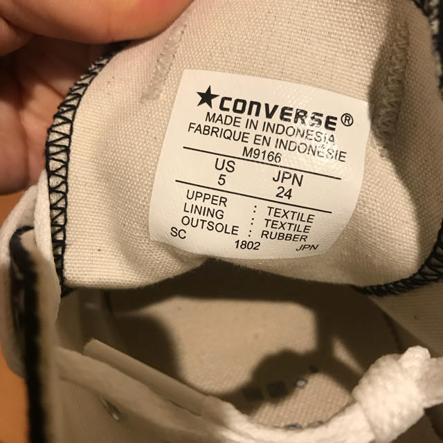 CONVERSE(コンバース)のコンバース黒24 超美品！最終値下げ！ レディースの靴/シューズ(スニーカー)の商品写真