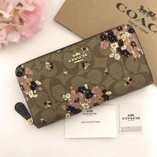 コーチ(COACH)の限定モデル★最新作【新品】COACH★立体の刺繍!！ 花柄 カーキ ピンク(財布)