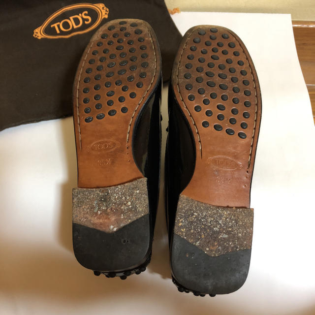 TOD'S(トッズ)のTOD'S  黒ローファー レディースの靴/シューズ(ローファー/革靴)の商品写真