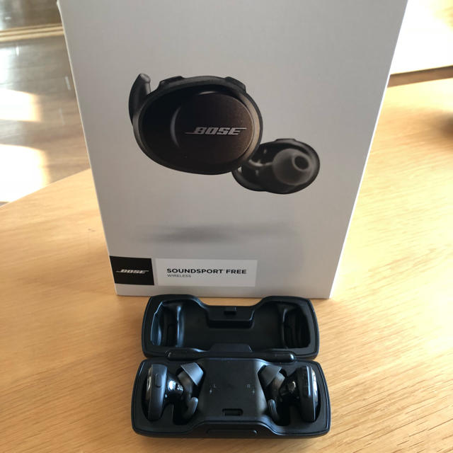 BOSE(ボーズ)のBOSE ワイヤレスイヤホン スマホ/家電/カメラのオーディオ機器(ヘッドフォン/イヤフォン)の商品写真