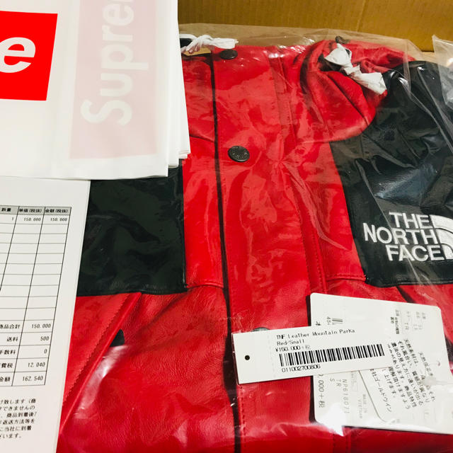 Supreme(シュプリーム)のyoppy様【S】Supreme®/The North Face®  メンズのジャケット/アウター(マウンテンパーカー)の商品写真