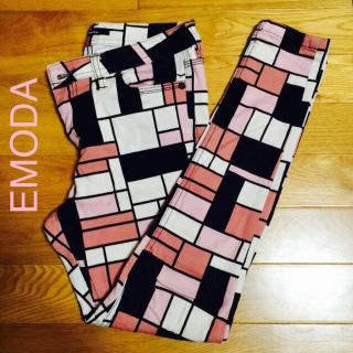 エモダ(EMODA)のEMODA🌺ブロックチェック柄パンツ(デニム/ジーンズ)