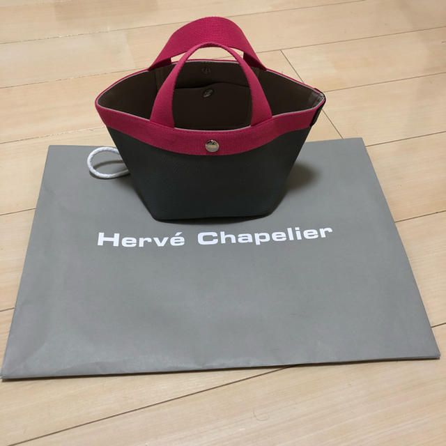 Herve Chapelier(エルベシャプリエ)のエルベシャプリエ  舟形トート ピンク レディースのバッグ(ハンドバッグ)の商品写真