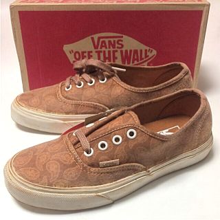 ヴァンズ(VANS)のバンズ オーセンティック ＋ オーバーウォッシュペイズリー 23センチ 未使用品(スニーカー)