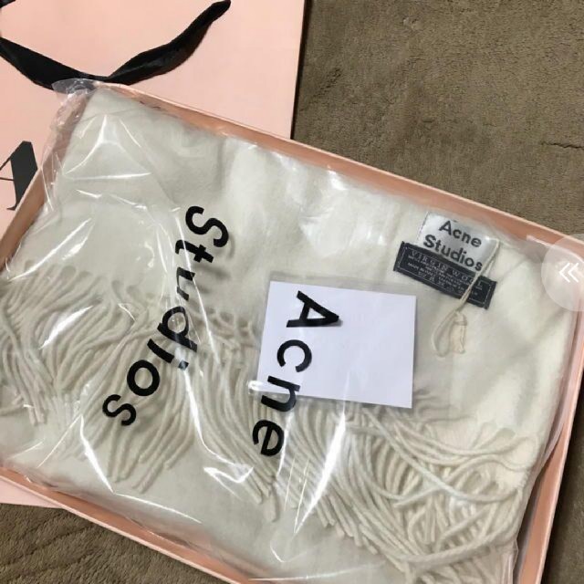 Acne Studios 大判マフラー*アイボリー