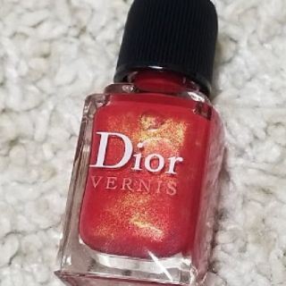 クリスチャンディオール(Christian Dior)の定価3240円　◆新品・未使用◆Christian Diorネイルカラー651赤(マニキュア)