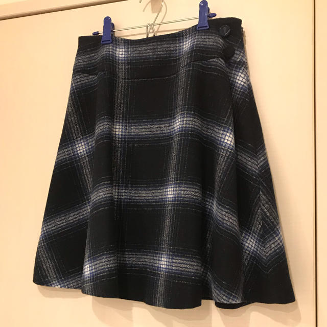 CLEAR IMPRESSION(クリアインプレッション)のクリア インプレッション スカート 美品 サイズ  2   レディースのスカート(ひざ丈スカート)の商品写真