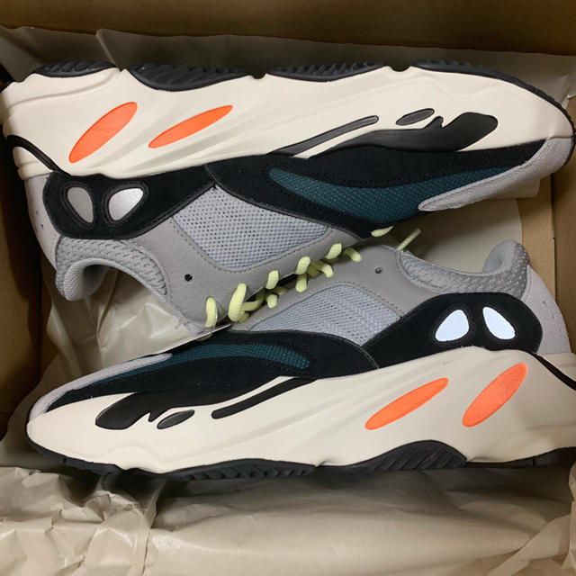 adidas YEEZY BOOST 700 wave runner