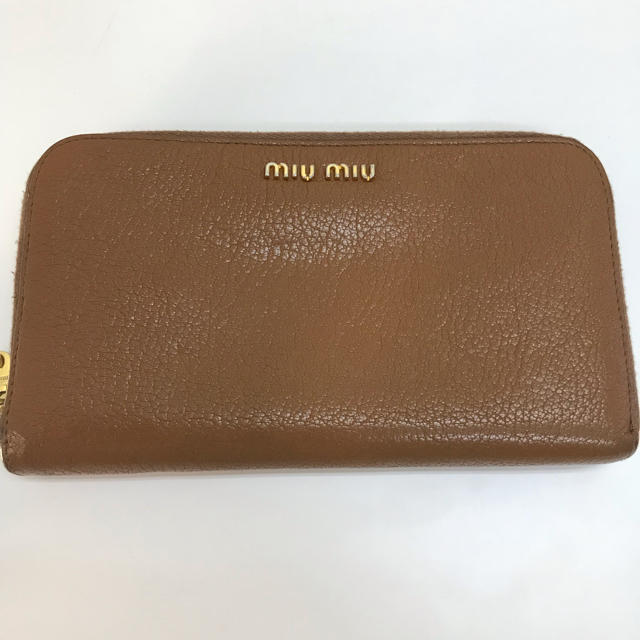 miumiu 長財布 ラウンドファスナー ミュウミュウ miumiu 長財布 ラウンドファスナー ミュウミュウ