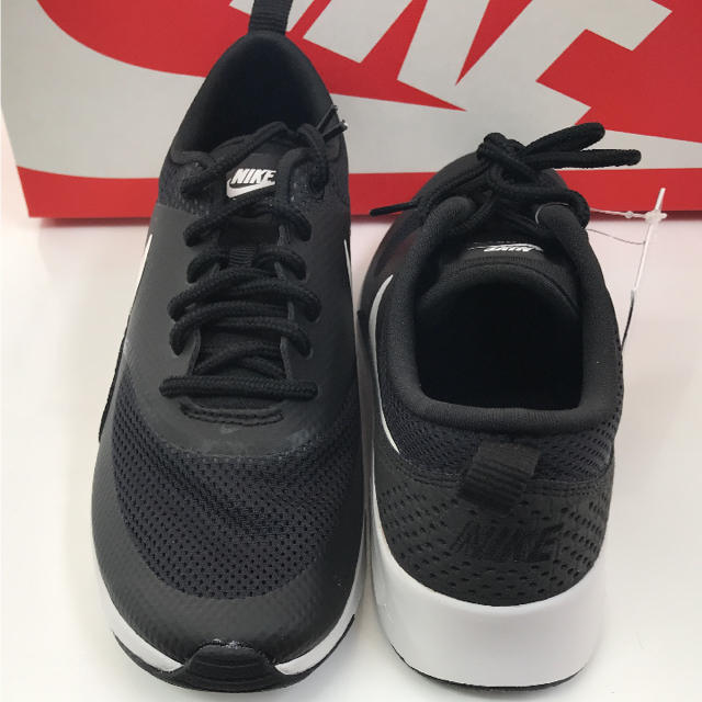 NIKE(ナイキ)のナイキ エアマックス シア 23.5cm 24.5cm 新品 レディースの靴/シューズ(スニーカー)の商品写真