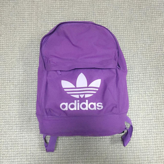 adidas(アディダス)のアディダスオリジナルス リュック レディースのバッグ(リュック/バックパック)の商品写真