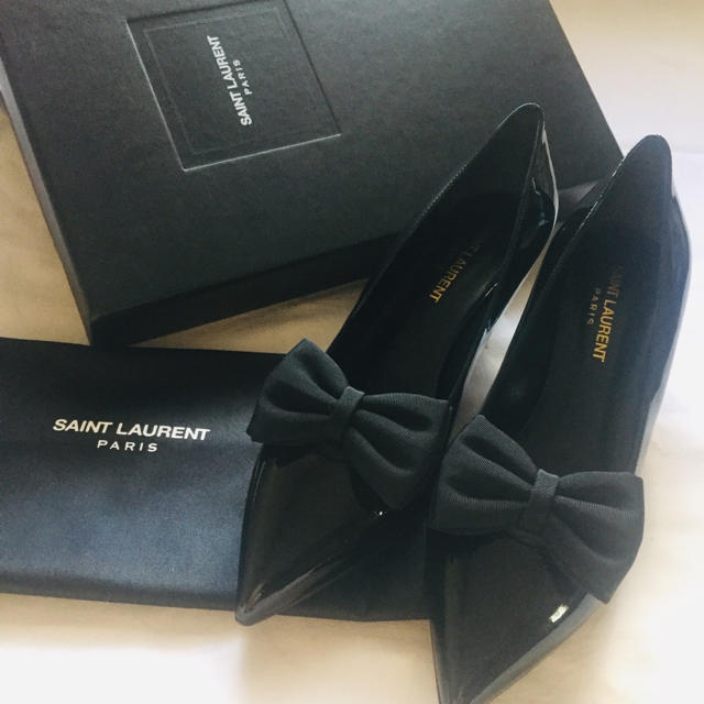 Saint Laurent(サンローラン)の【てつ様専用】SAINT LAURENT パンプス レディースの靴/シューズ(ハイヒール/パンプス)の商品写真