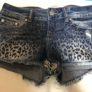 ヴィクトリアズシークレット(Victoria's Secret)の新品タグ付き❤️ヴィクトリアシークレット❤️ショートパンツ❤️デニム(ショートパンツ)