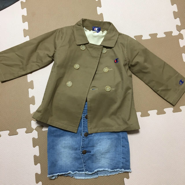 Champion(チャンピオン)のチャンピオン トレンチコート キッズ/ベビー/マタニティのキッズ服女の子用(90cm~)(コート)の商品写真