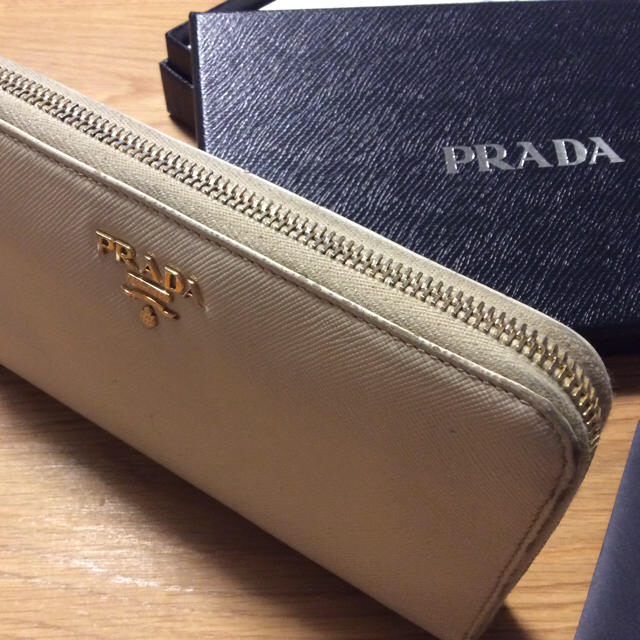 PRADA(プラダ)のchii様の専用です       PRADA 長財布 レディースのファッション小物(財布)の商品写真