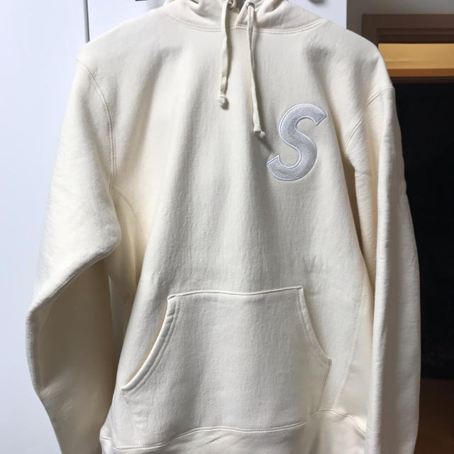 Supreme(シュプリーム)のSupreme slogo hooded sweatshirt  メンズのトップス(パーカー)の商品写真