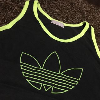 アディダス(adidas)のadidas(タンクトップ)