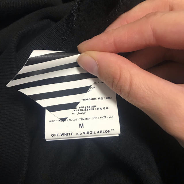 OFF-WHITE(オフホワイト)のHOODIE メンズのトップス(パーカー)の商品写真