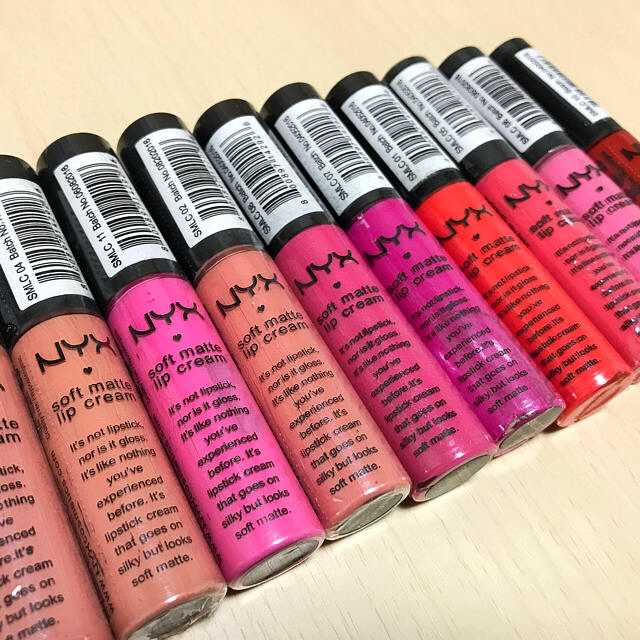 NYX(エヌワイエックス)のM様専用💙新品✨9色10本set♡NYXソフトマットリップクリーム♡ コスメ/美容のベースメイク/化粧品(口紅)の商品写真