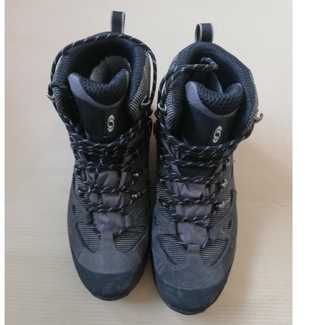 SALOMON(サロモン)のSalmon　登山靴　27.5cm（1回使用） スポーツ/アウトドアのアウトドア(登山用品)の商品写真
