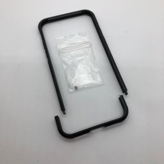 iPhone8用メタルバンパー(iPhoneケース)