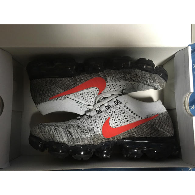 NIKE(ナイキ)のNike Air Vapor Max 27.0cm メンズの靴/シューズ(スニーカー)の商品写真