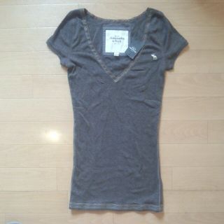 アバクロンビーアンドフィッチ(Abercrombie&Fitch)のアバクロ　カットソー(Tシャツ(半袖/袖なし))