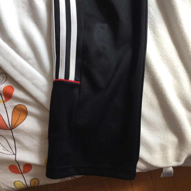 adidas(アディダス)のadidas パンツ 130 キッズ/ベビー/マタニティのキッズ服男の子用(90cm~)(パンツ/スパッツ)の商品写真