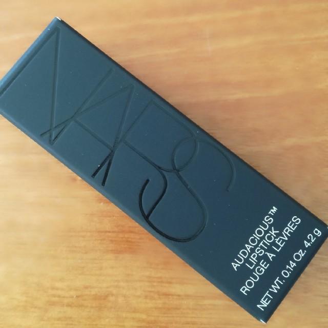 NARS　オーディシャスリップスティック　DEBORAH　9477