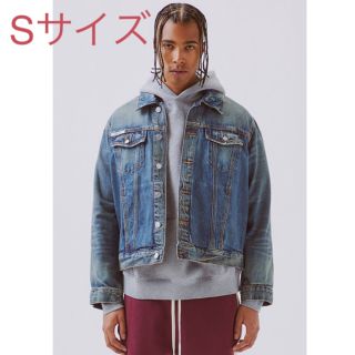 フィアオブゴッド(FEAR OF GOD)の【S】FOG Essentials Denim Trucker Jacket(Gジャン/デニムジャケット)