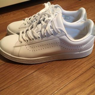 ヴァンズ(VANS)のVANS 白 レザースニーカー  25㎝(スニーカー)