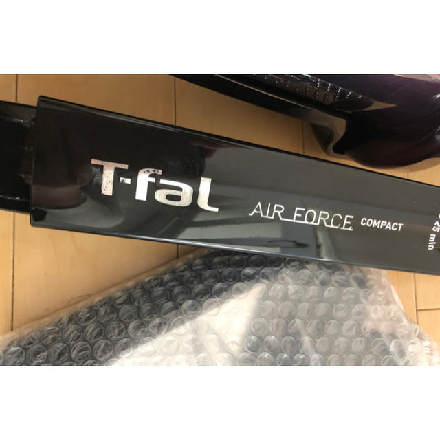 T-fal(ティファール)の美品 掃除機 ティファール ダイソン モーターヘッド サイクロン  スマホ/家電/カメラの生活家電(掃除機)の商品写真