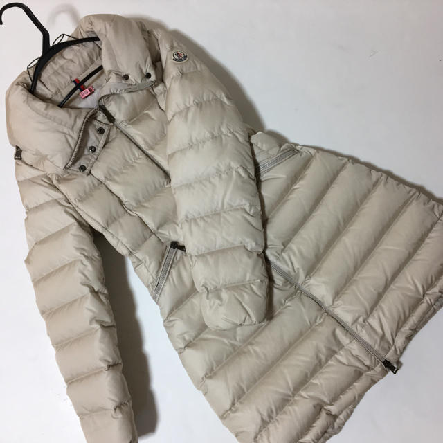 MONCLER(モンクレール)のモンクレール♡フラメッテ ダウンコート 正規品 レディースのジャケット/アウター(ダウンコート)の商品写真