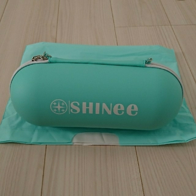 SHINee ペンライトハードケース\u0026公式ペンラ